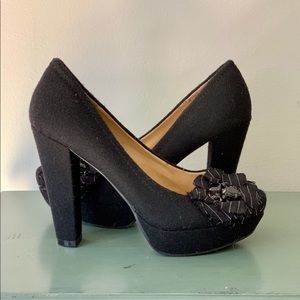 Gianni Bini Black Platform Heel with Flower